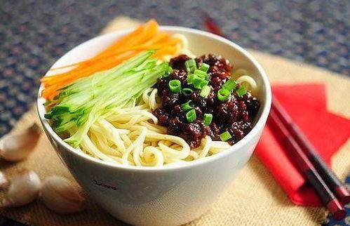 娱乐吃瓜酱吃面条小说,面条小说里的欢乐时光